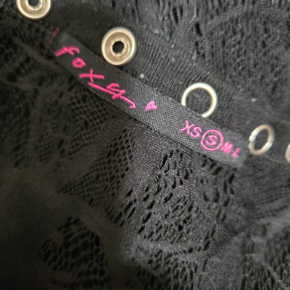 Y2K Black Lace Gothic Fairy Top Size S V Neck Semi Sheer Snap Buttons Whimsigoth - Picture 7 of 7